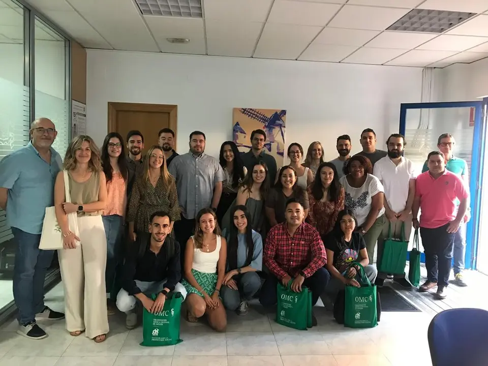 RESIDENTES ALC&Aacute;ZAR