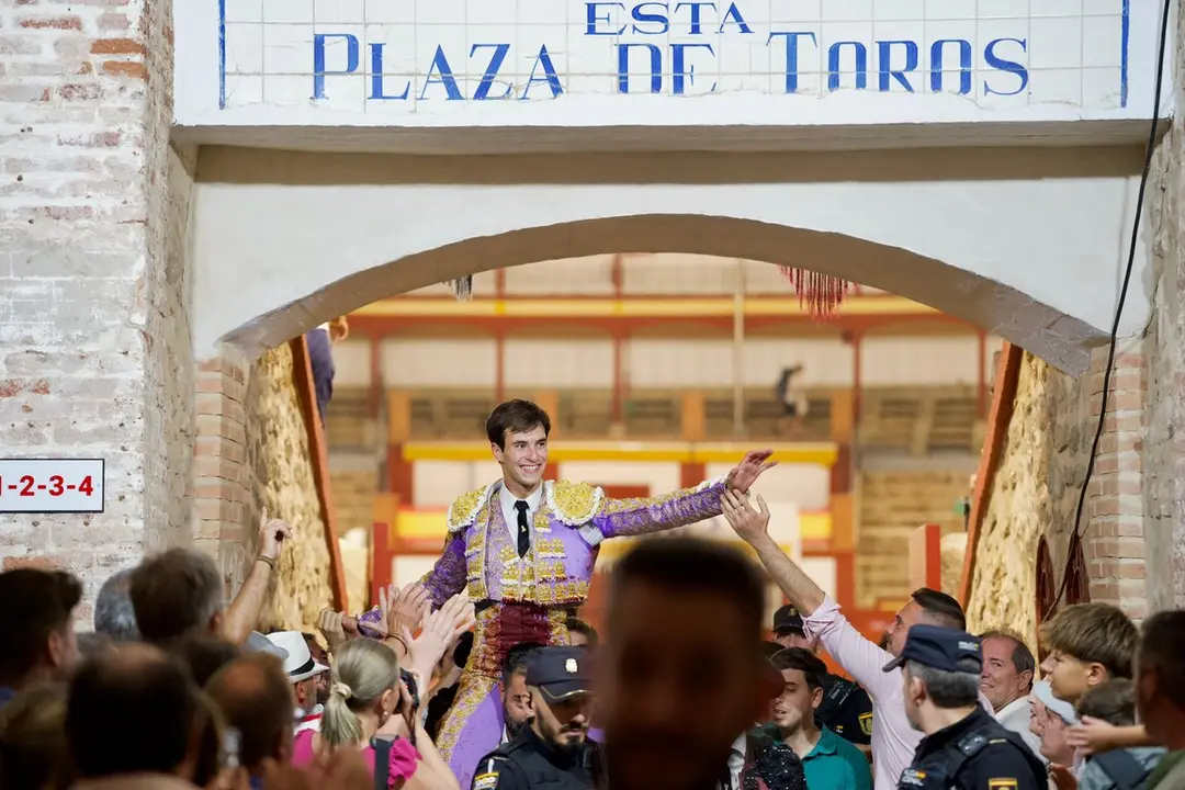 0b12c323-d4a2-1d29-dbf0-29b2bb7ed7ce