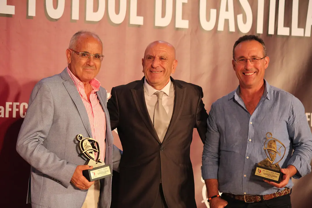 HomenajeJuananFederaciondeFutbolCLM