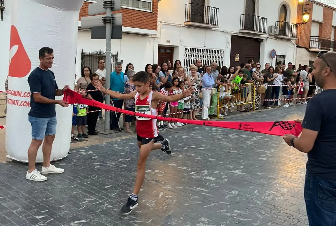 CARRERAS INFANTILES LOS CHARCONES MIGUEL ESTEBAN 2
