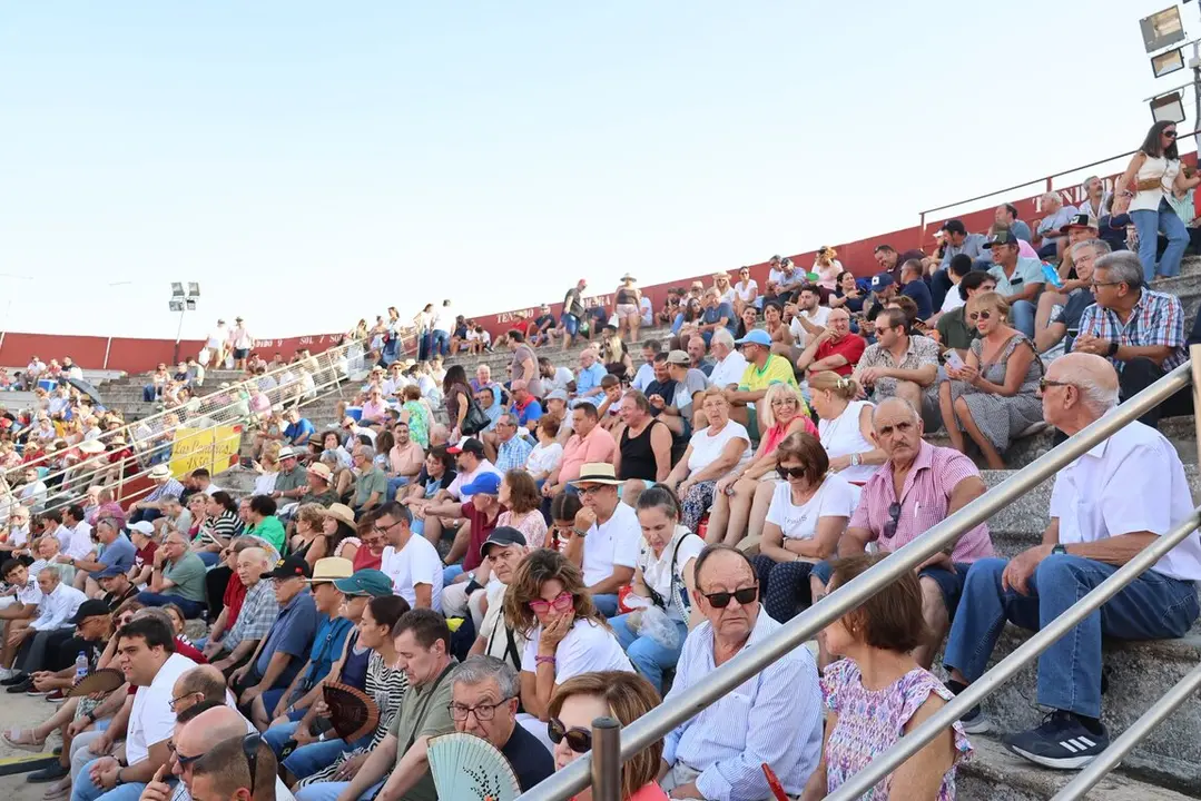 544606583_1200007525487903_8912534056948805628_n