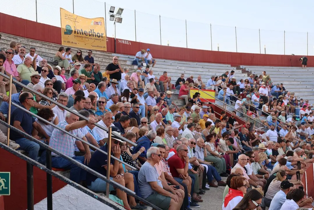 544830046_1200007498821239_1072458381558376719_n