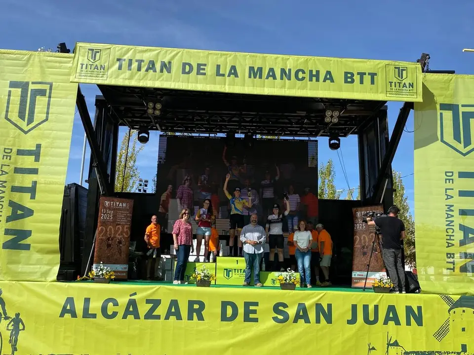 WhatsApp Image 2025-09-13 at 18.02.04(5)