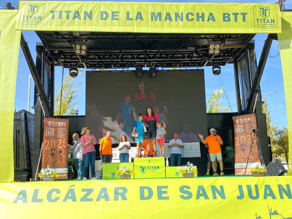 WhatsApp Image 2025-09-13 at 18.02.09