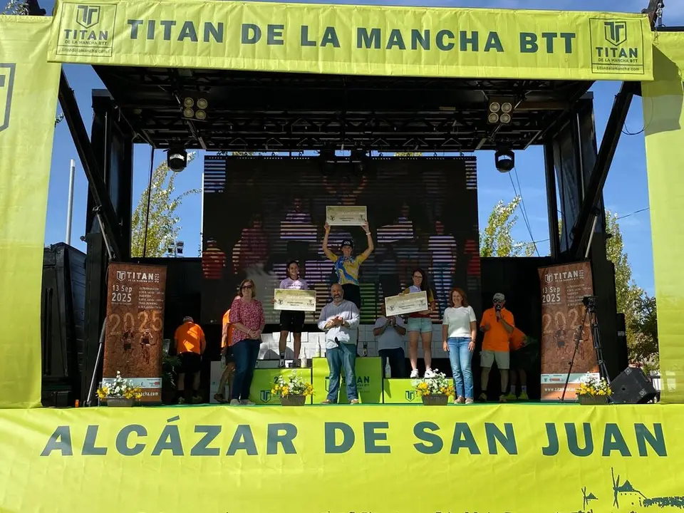 WhatsApp Image 2025-09-13 at 18.02.10