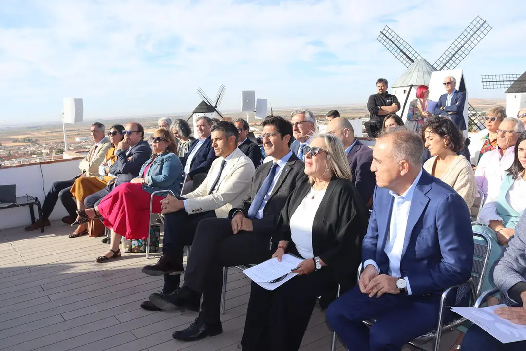 54809300350_ecd4843f97_k