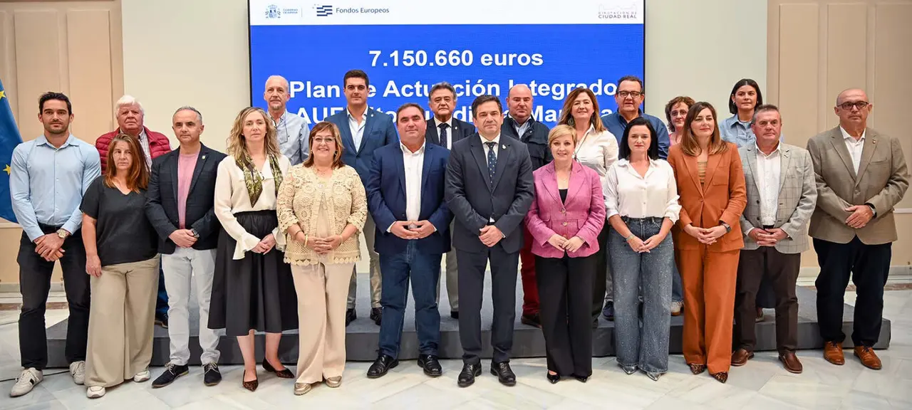 cdf9e95677635b4a94339f6494346cc2_XL