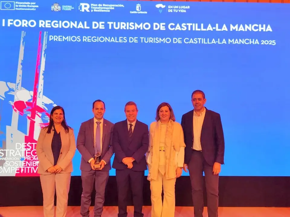 WhatsApp Image 2025-10-27 at 12.54.05 (1)