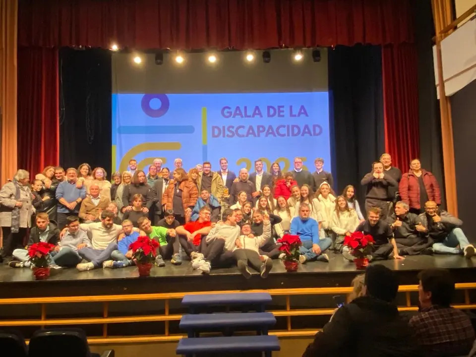 WhatsApp Image 2025-12-03 at 23.34.32