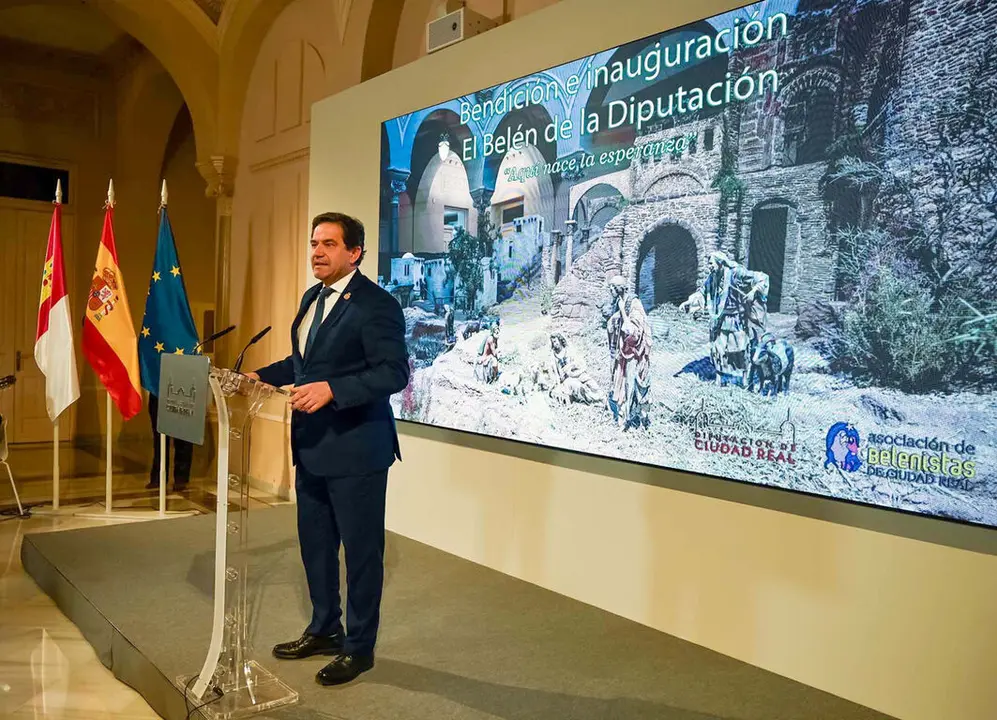 bd6810439746b409a3342c80795e163d_2_XL