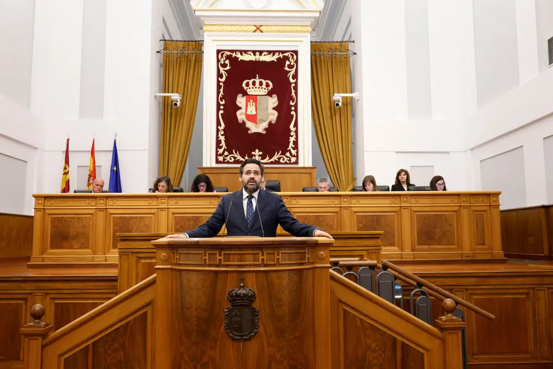 N&uacute;&ntilde;ez en el pleno Cortes CLM