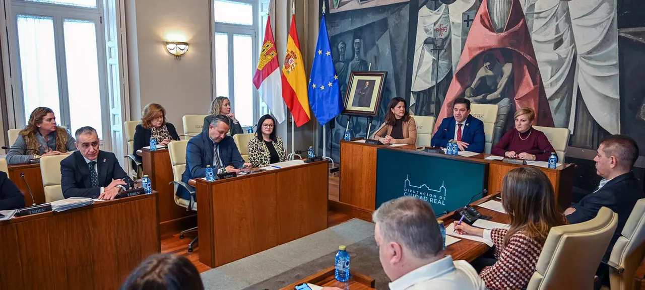 78552c7926f8a863ed7efb83635ae2bf_XL