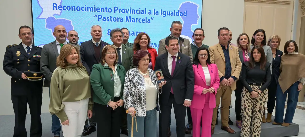 82df5a078613601a58ff5c5cf3be7850_XL