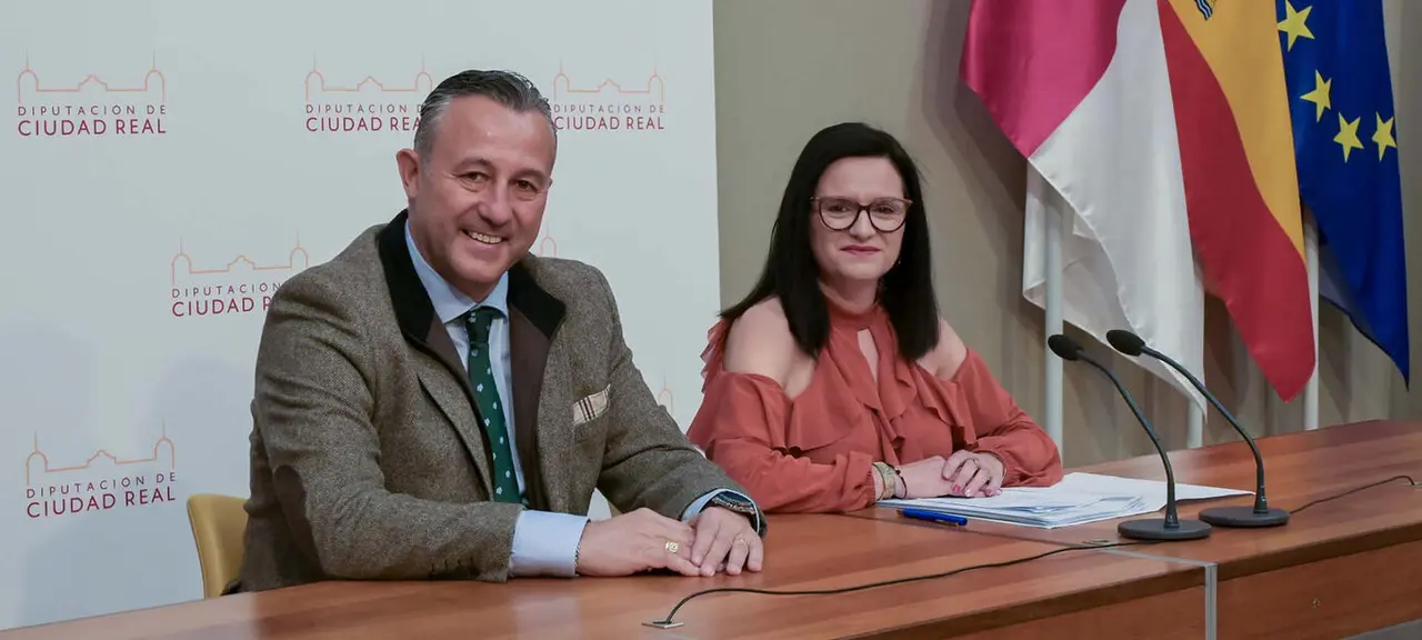 96fdf4515a34a20737029caeec66ac4f_XL