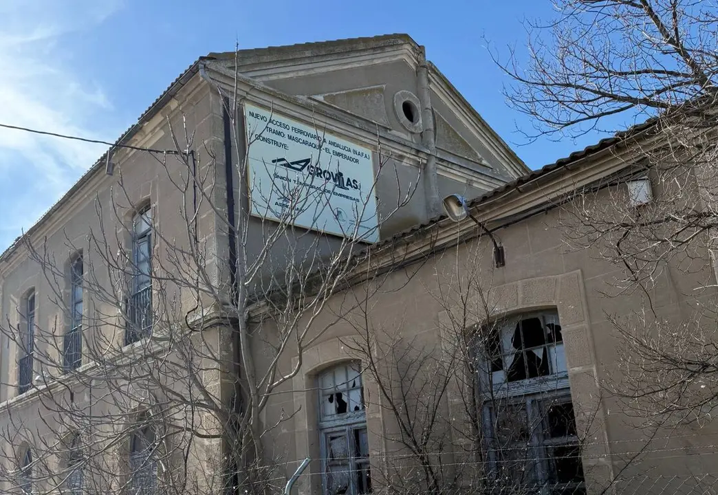 Estacion_Mora-Orgaz_cartel_obra_NAFA_AVE