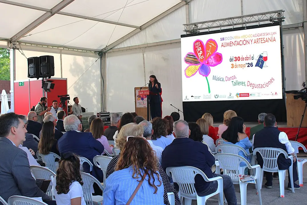 Blanca Fern&aacute;ndez inauguraci&oacute;n Feria de los Sabores 06