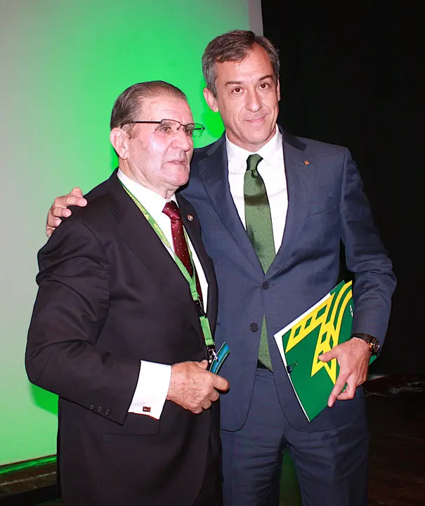 JAVIER L&Oacute;PEZ MART&Iacute;N Y ANDR&Eacute;S GOMEZ MORA - ASAMBLEA GENERAL EXTRAORDINARIA EN 2016