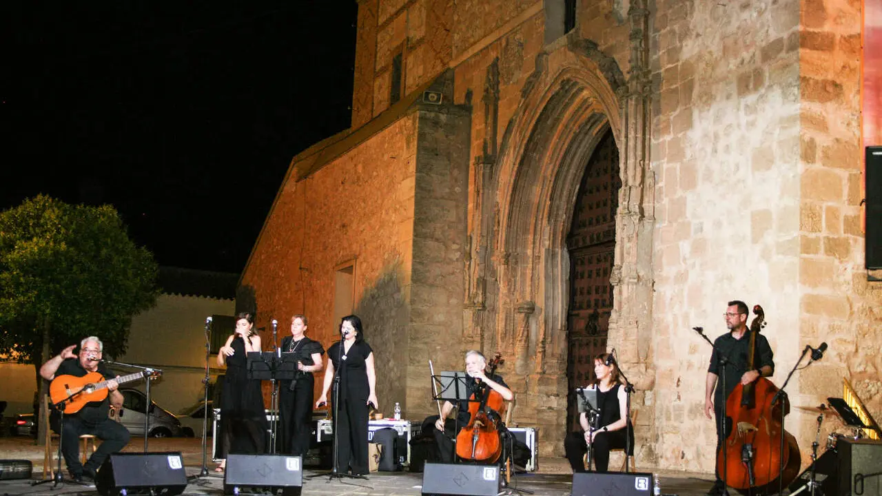 ConciertoCamerataCervantina