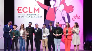 acto-institucional-del-da-de-la-enseanza_53337740239_o