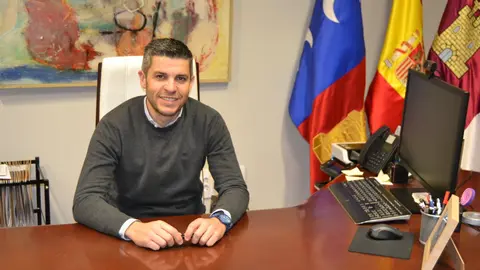 Santiago L&aacute;zaro, alcalde de Campo de Criptana y candidato del PSOE en las elecciones municipales de mayo