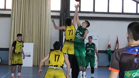 arranquesemifinalbaloncestocriptanavsbasketcervantes