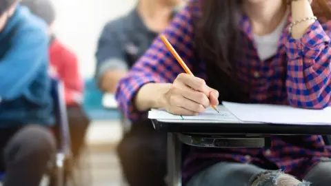 p1gogh27u54u0nl817l3150h1u7n4