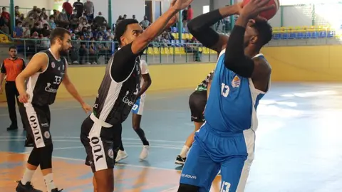 03ef9152d82e5bb58ebe9973fc1e07bc_XL