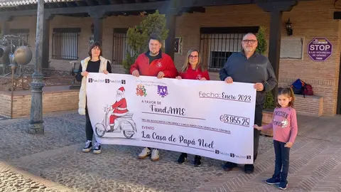 Cheque solidario Fundame Casital Pap&aacute; Noel Villafranca