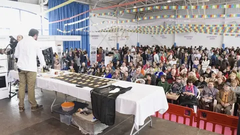 1497f9edaa54ebfbe4642a1bbd87acb4_XL