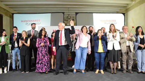 Patricia Franco junto a Nieva y su candidatura