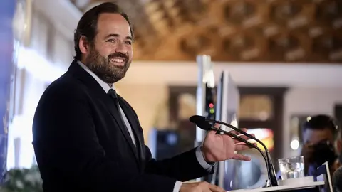 N&uacute;&ntilde;ez encuentro con medios comunicaci&oacute;n  (4)