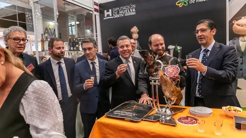 52884001940_1eab385016_k