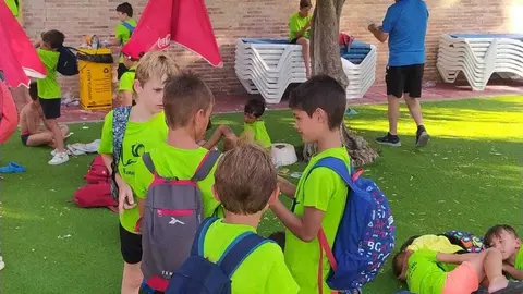 83533584-3432-4401-adb3-dff3e6b10b59