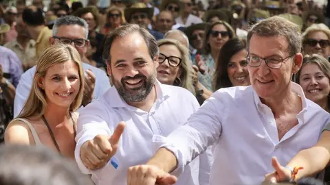 CA90E201-662B-4B25-8007-471D77B80A4F