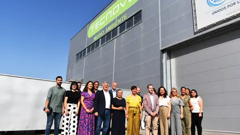 Imagenes de la visita a Tecnove (3)