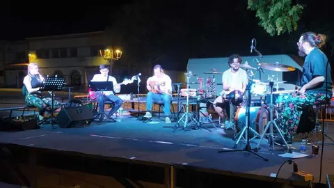 Actuaci&oacute;n Miguel Esteban 1