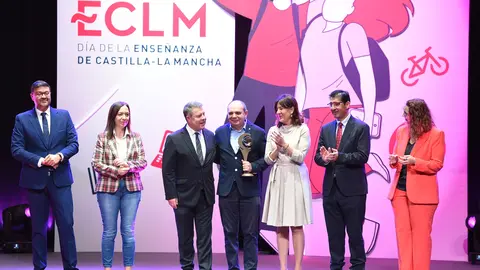 acto-institucional-del-da-de-la-enseanza_53337632973_o