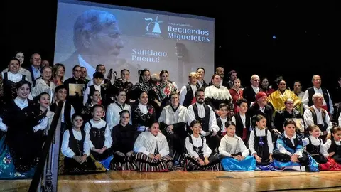 Aniversario coros y danzas Miguel Esteban