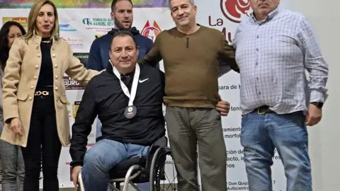 409436084_855627052971436_6605835866298025236_n