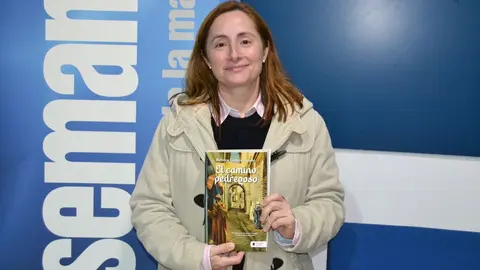 Rebeca Garc&iacute;a Agudo presenta su primer libro "Camino pedregoso", una novela sobre el Marruecos colonial basada en la historia real de su familia pol&iacute;tica