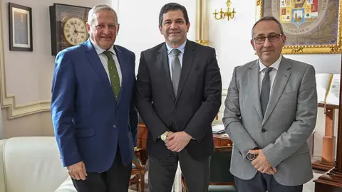 1084adc9bced29b85b1bcd096560ccf5_2_XL