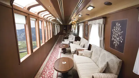 El Transcant&aacute;brico GL- coche panor&aacute;mico