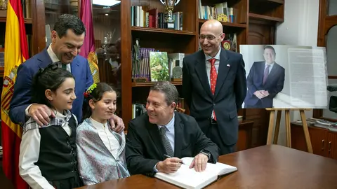 53650645141_27eba1673b_k