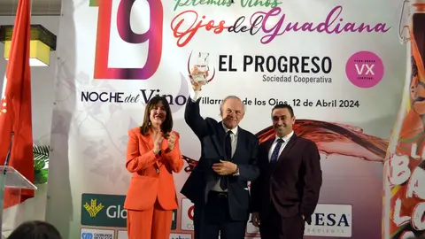 5_El_Progreso_premio_cultural_Piqueras_con_JCCM_y_presi_Cooperativa