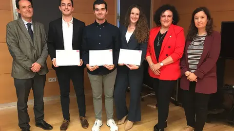 Ganadores y autoridades