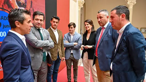 539f8dd76e099eb9d04a719fd163f4e3_5_XL