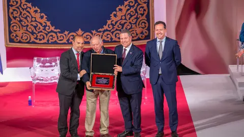 Toledo, 31 de mayo de 2024.- El jefe del Ejecutivo auton&oacute;mico, Emiliano Garc&iacute;a-Page, preside el acto institucional del D&iacute;a de Castilla-La Mancha que se celebra en el Palacio de Congresos &acute;El Greco&acute;. (Fotos:  A. P&eacute;rez Herrera //  JCCM)