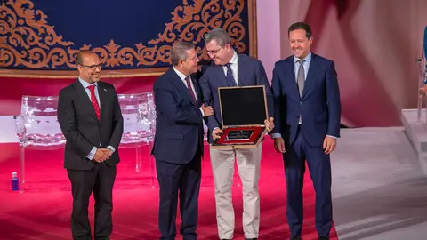 Toledo, 31 de mayo de 2024.- El jefe del Ejecutivo auton&oacute;mico, Emiliano Garc&iacute;a-Page, preside el acto institucional del D&iacute;a de Castilla-La Mancha que se celebra en el Palacio de Congresos &acute;El Greco&acute;. (Fotos:  A. P&eacute;rez Herrera //  JCCM)