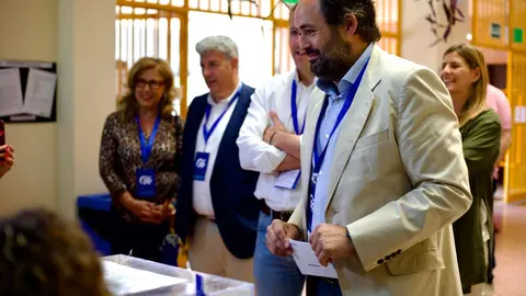 160da5aa-ceaa-4b0a-8cd1-78afcf180f96