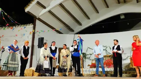 festival folkl&oacute;rico de verano En la Huerta del Arroyo